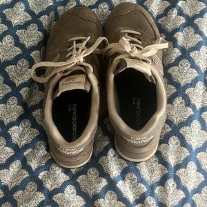 Woman’s New balance 574’s grey size 8.5 u.s